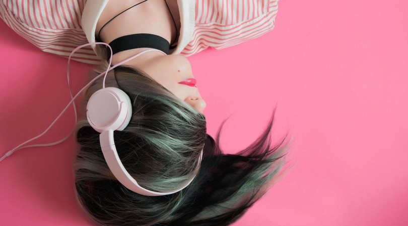 10 best bass songs for testing your new headphones and speaker